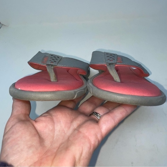 Ryka Sandals “Refresh” Thong Flip Flop Memory foam Gray Salmon sz 9 - Picture 5 of 9